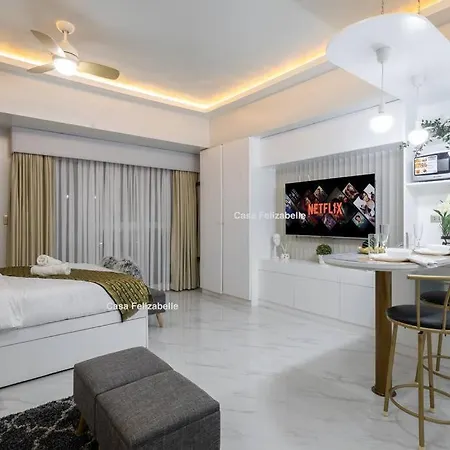 Casa Feliza Belle-Veranda Overlooking Venice Grand Canal Gondola Ride, With Pool,Gym,Tennis,Basketball Courts,Sauna And Massage Room Manila Exterior photo