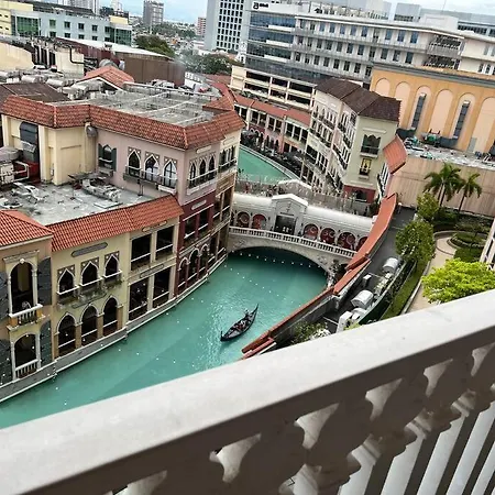 Casa Feliza Belle-Veranda Overlooking Venice Grand Canal Gondola Ride, With Pool,Gym,Tennis,Basketball Courts,Sauna And Massage Room Manila Exterior photo