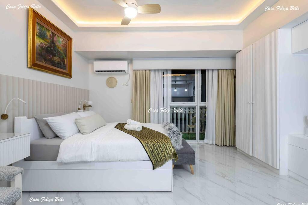 Casa Feliza Belle-veranda Overlooking Venice Grand Canal Gondola Ride, With Pool,gym,tennis,basketball Courts,sauna And Massage Apartment Manila
