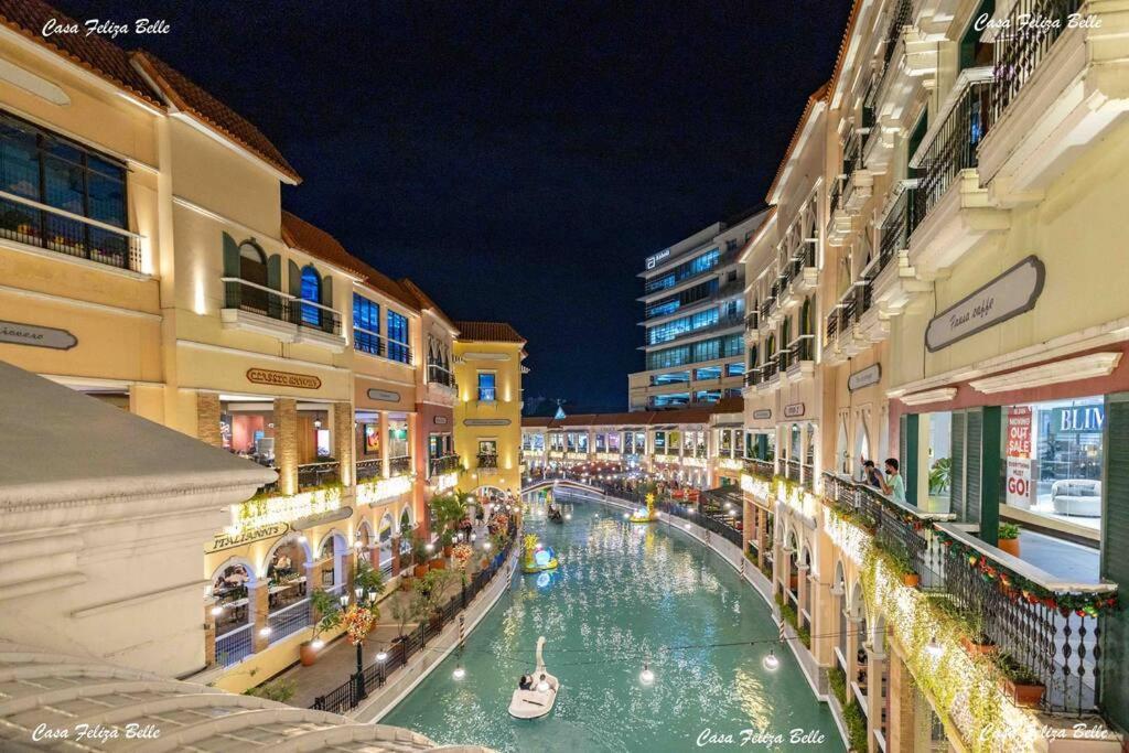 Apartment Casa Feliza Belle-veranda Overlooking Venice Grand Canal Gondola Ride, With Pool,gym,tennis,basketball Courts,sauna And Massage Manila