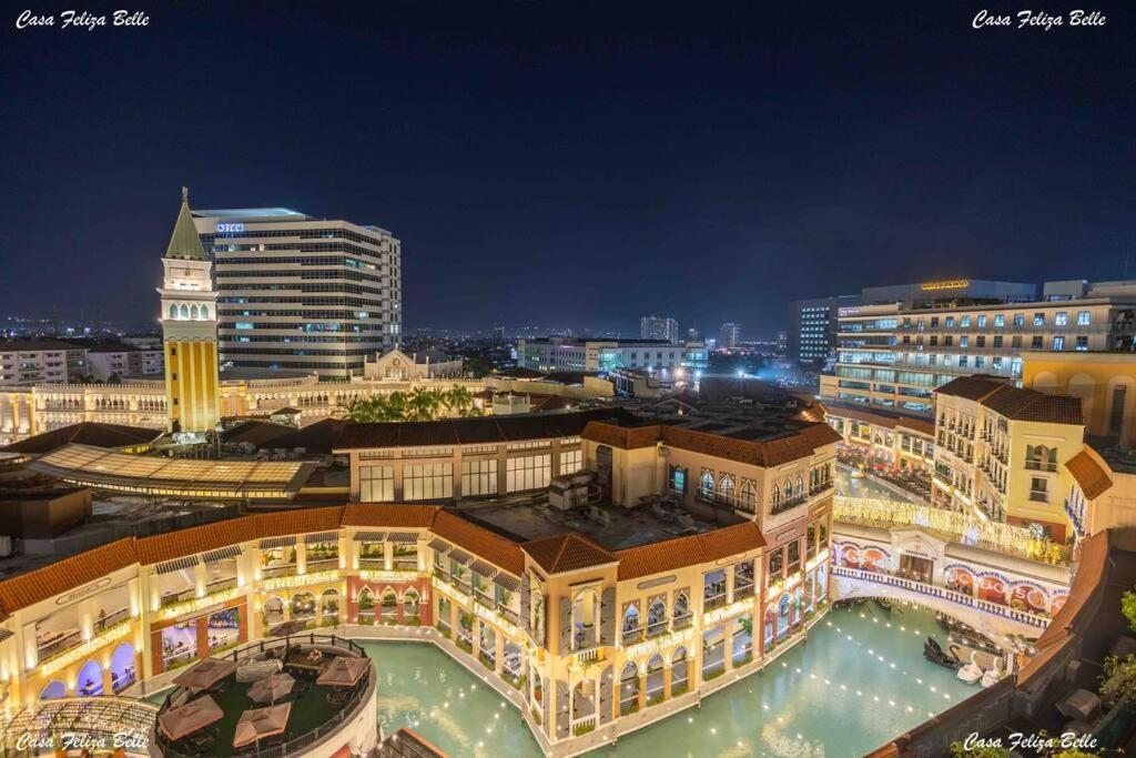 Casa Feliza Belle-veranda Overlooking Venice Grand Canal Gondola Ride, With Pool,gym,tennis,basketball Courts,sauna And Massage Manila